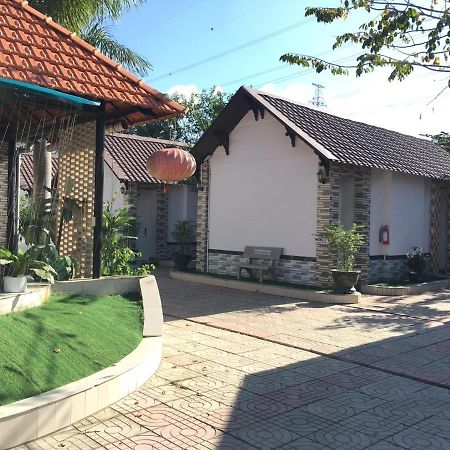 Nha Nghi Tran Duc Aparthotel Phu My Exterior photo
