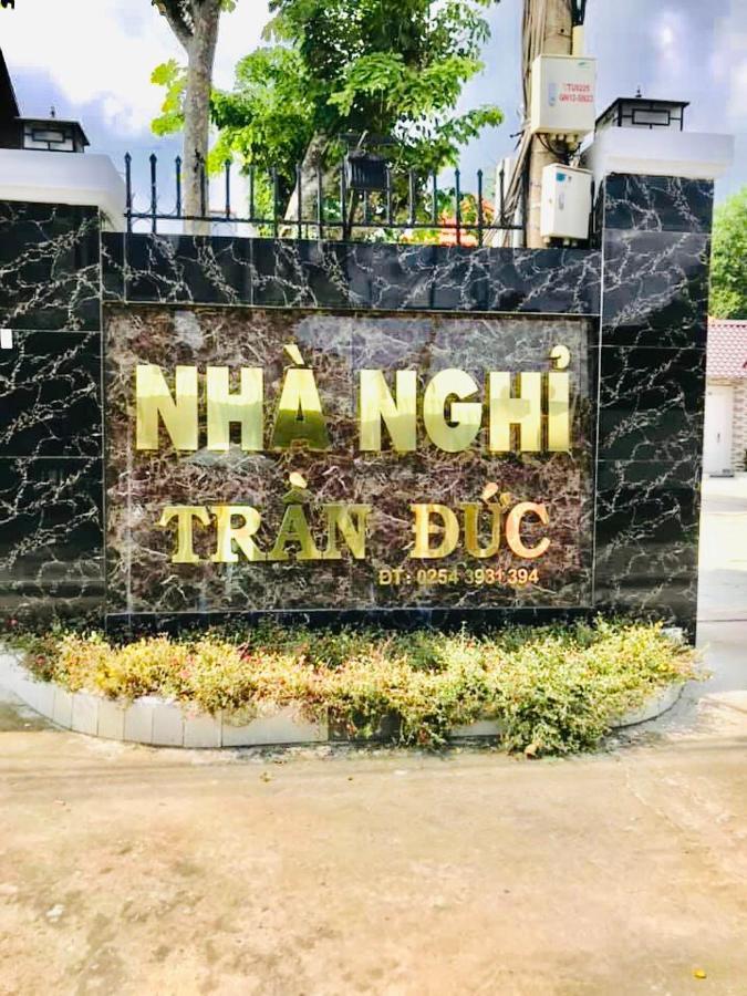 Nha Nghi Tran Duc Aparthotel Phu My Exterior photo
